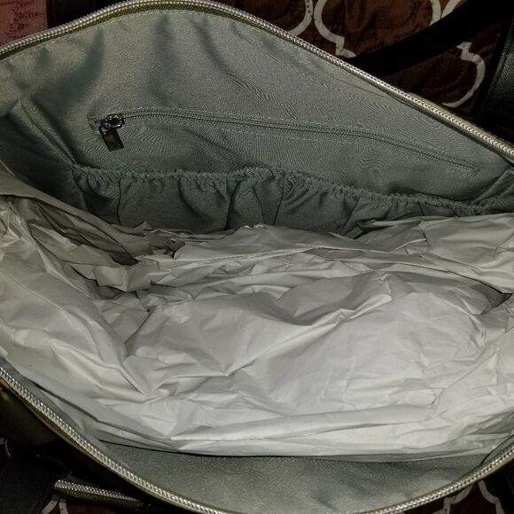 Army purse/babybag  - Picture 4 of 9